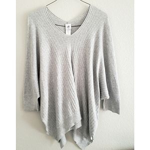 CAbi - NWOT Pullover Dolman Sweater